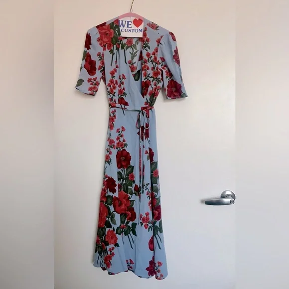 Reformation short sleeve midi wrap dress. Size xs. - Picture 1 of 3